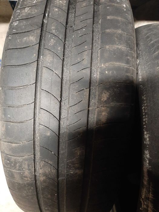 Cauciucuri de vara Michelin 205/60/R16 100 lei perechea
