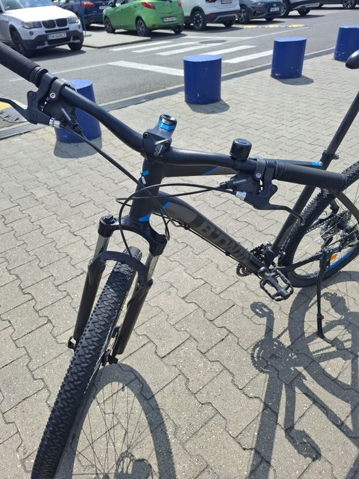 Bicicleta de vânzare