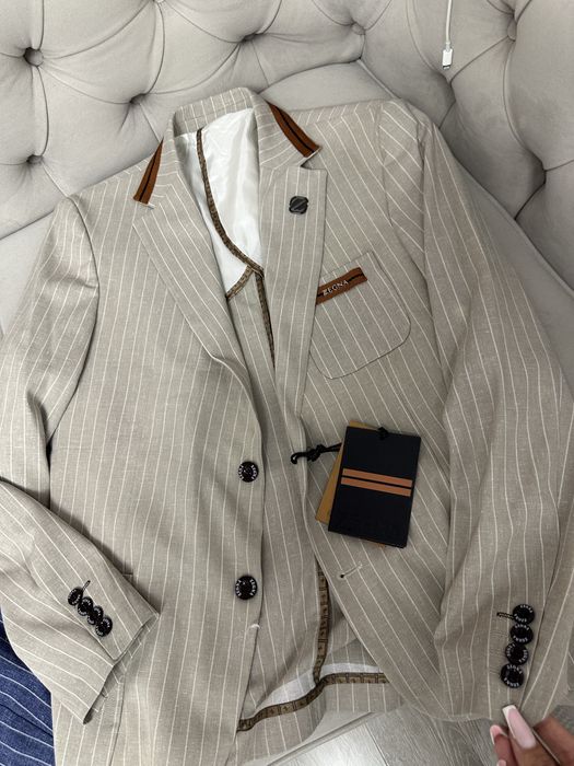 Costum  barbat Zegna