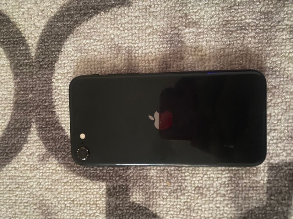 Iphone SE 2020 года