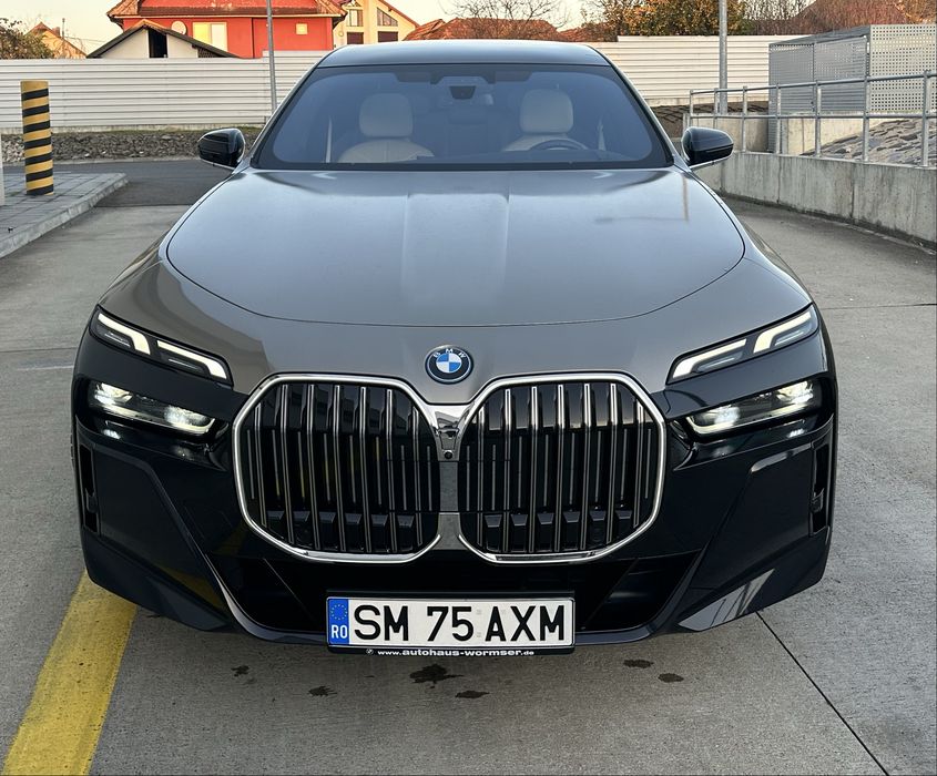 BMW Seria 7 2023 — imagine 2
