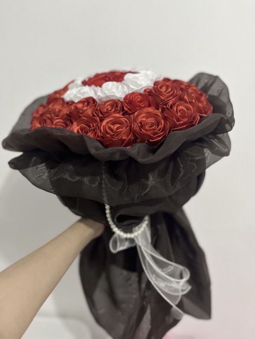 Цветы из атласной ленты