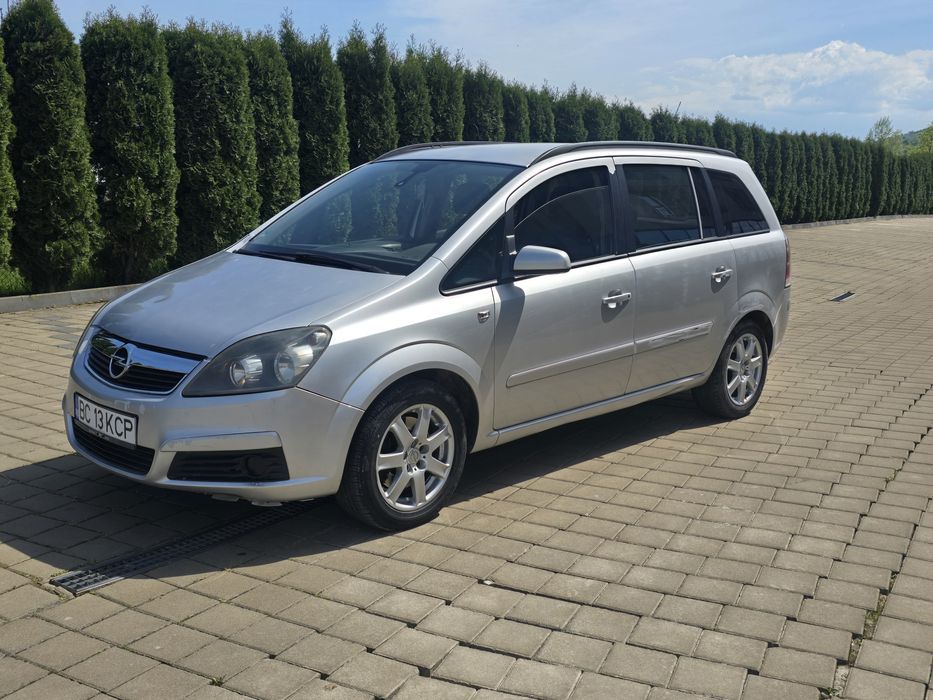 Vând Opel Zafira B 7 locuri