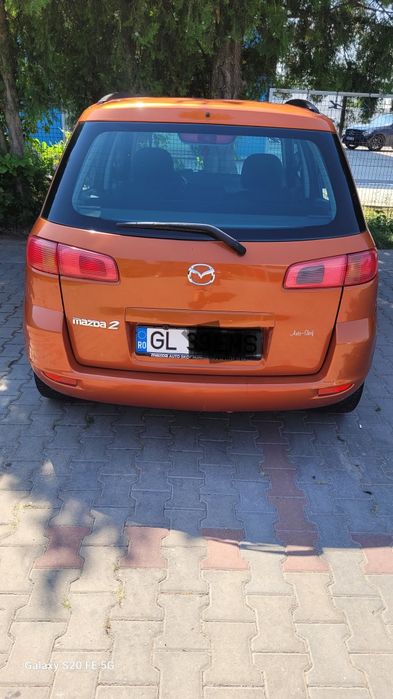 Vând mazda 2 din anul 2003