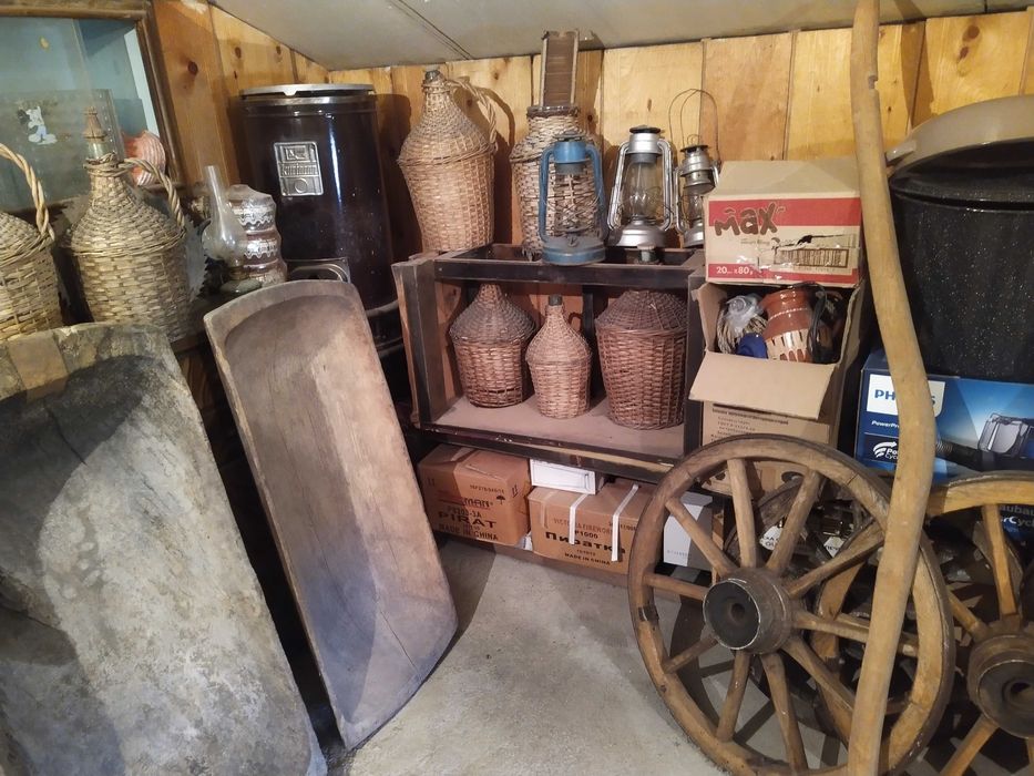 Продавам Старинни Автентични премети