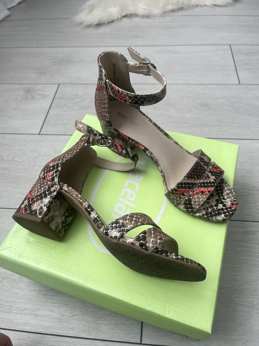 Дамски сандал Graceland