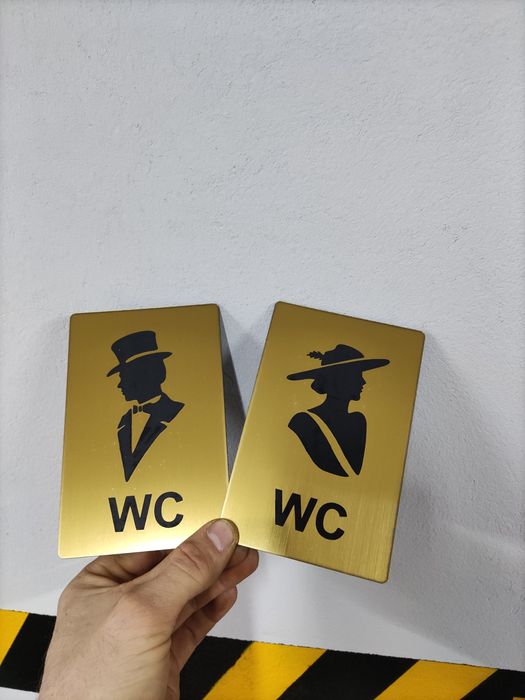 Таблички и указатели