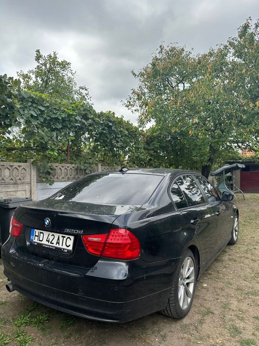 Bmw seria 3 e90 facelift