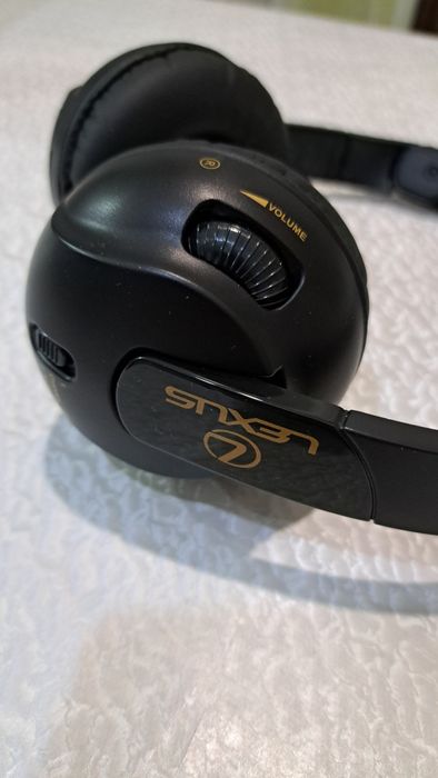 Наушники беспроводные Lexus