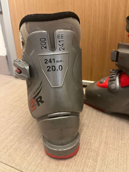 Детски ски и ски обувки Rossignol