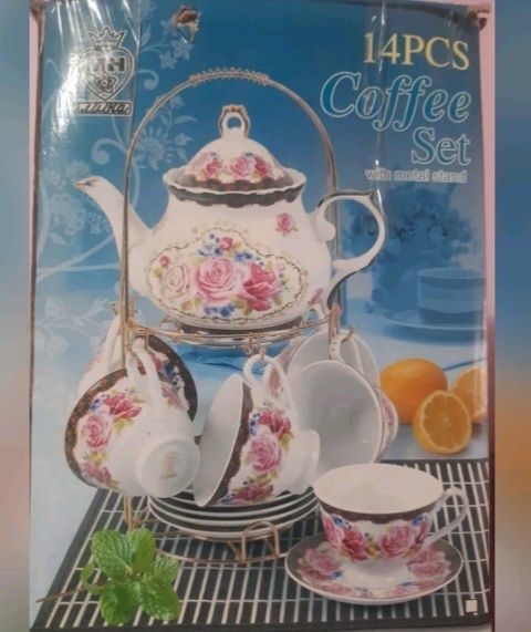 Чайный сервиз на 6 персон