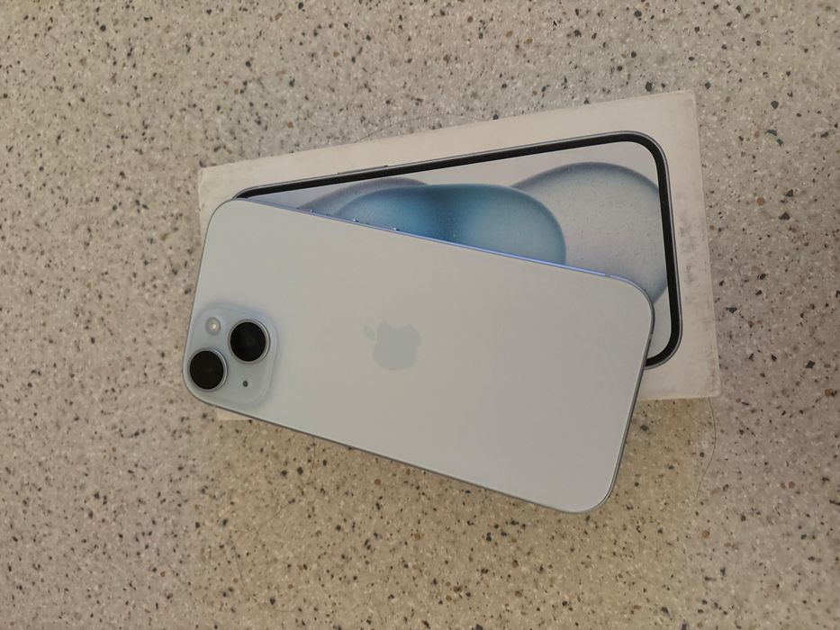 iPhone 15. 128GB