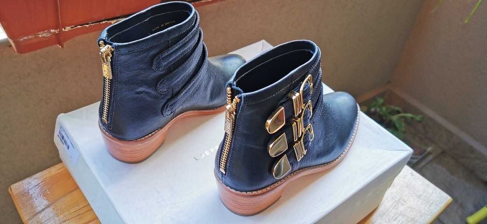 Оригинални маркови дамски ботуши / боти LOEFFLER RANDALL  - 36 номер