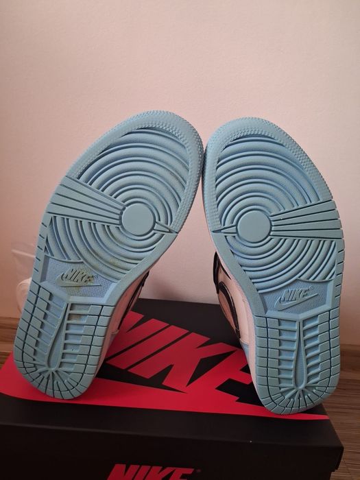 Nike Air Jordan 1 High UNC Patent Blue