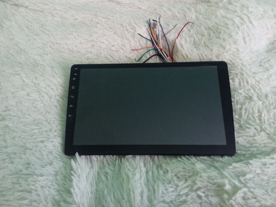 Продам андроид в машину.