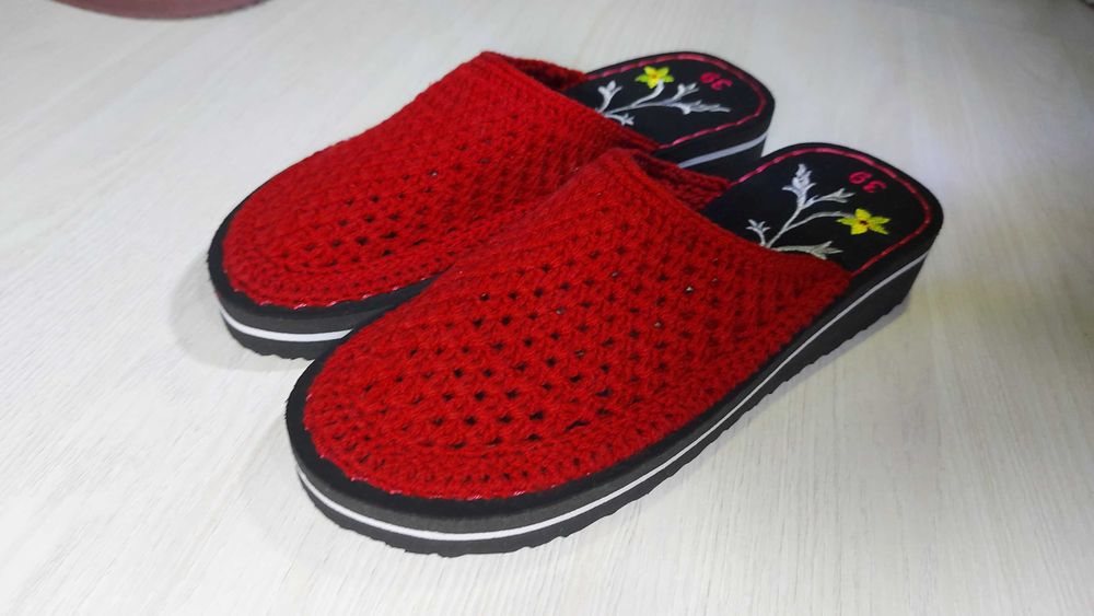 Вязаные велюровые тапочки — тепло и комфорт с каждым шагом!