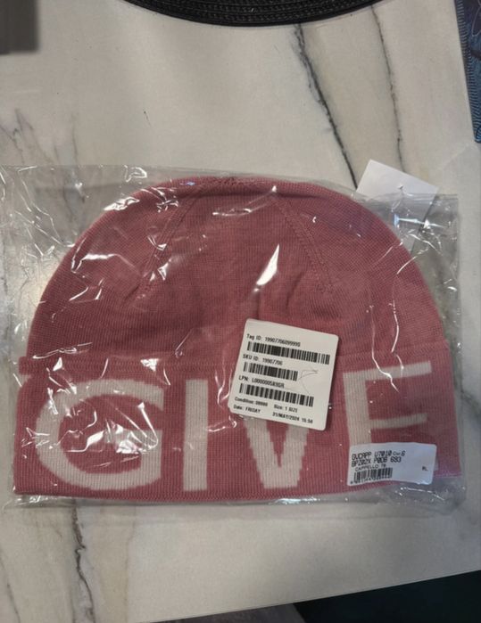 Caciula givenchy noua unisex