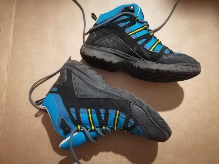 Adidasi sport copii Decathlon marime 36