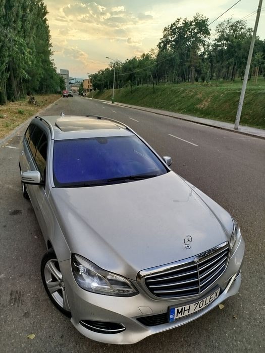 Mercedes Benz e 220 170 cp 2015