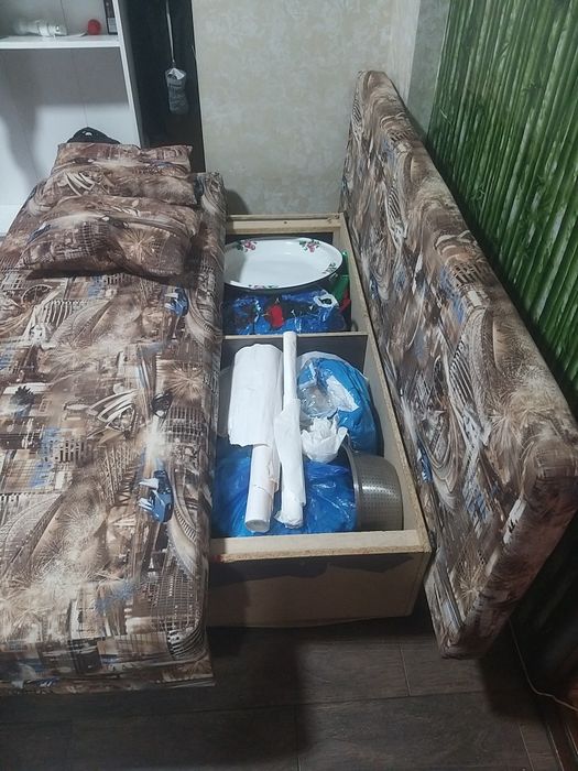 Продам диван Астана Валиханова