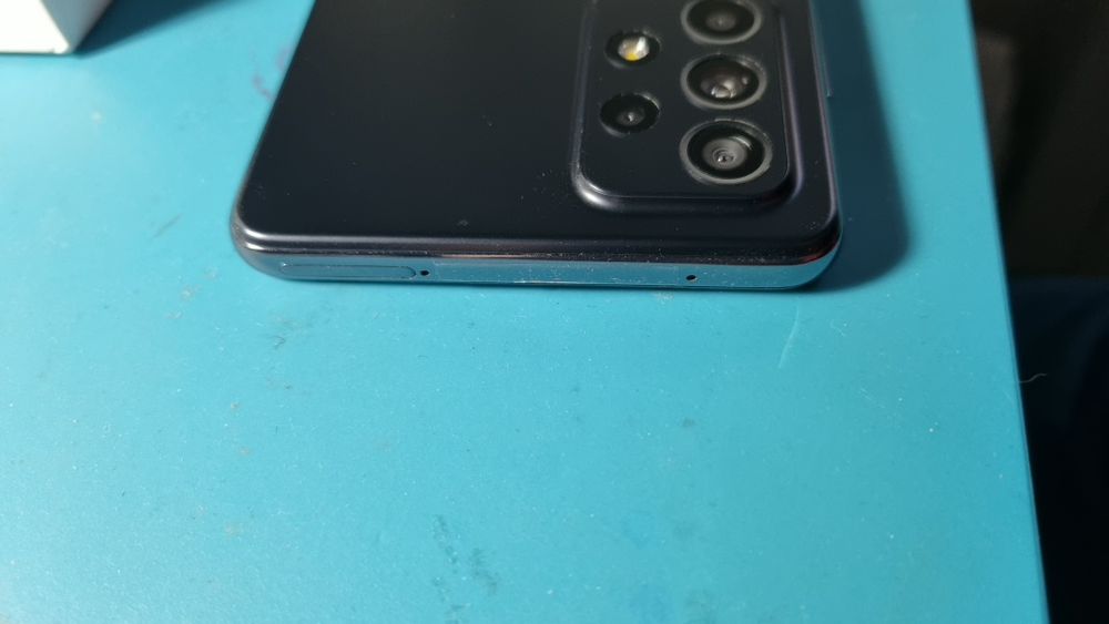 A52s 100/100 perfect