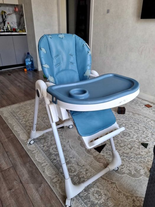 Стул для кормления