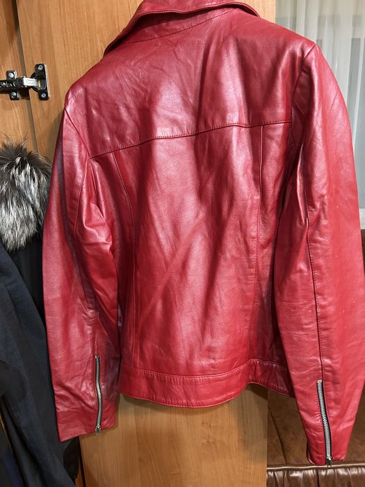 Jacheta piele foarte frumoasa, pentru primavara