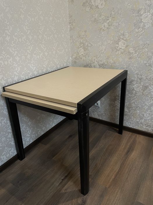 Продам стол для кухни