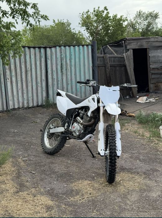 Продам эндуро 250