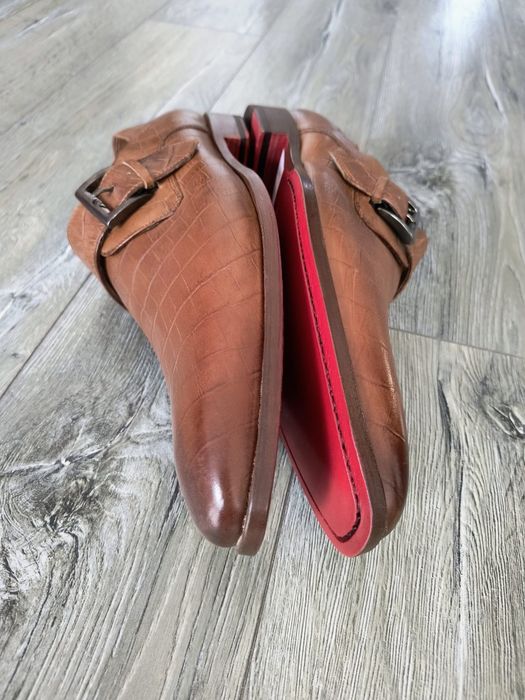 Pantofi din piele naturala de culoare coniac cu cataramă mărimea 42