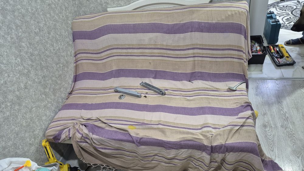 Отдам диван раскладной