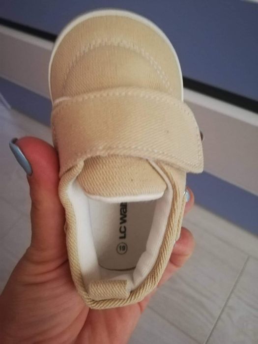 Декоративни обувки бебешки