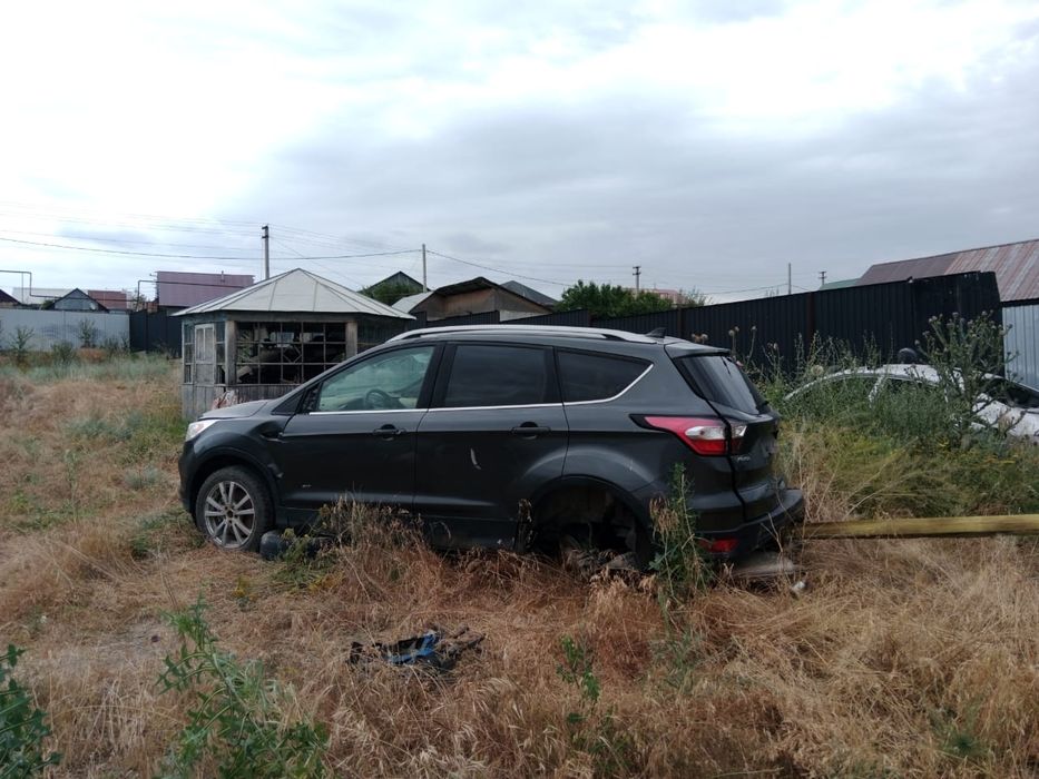 Авто по запчастям