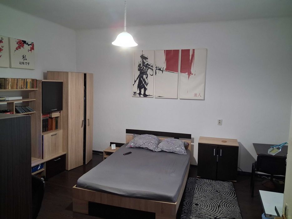 Proprietar, vând apartament cu 1 cameră, acte la zi, zona Elisabetin