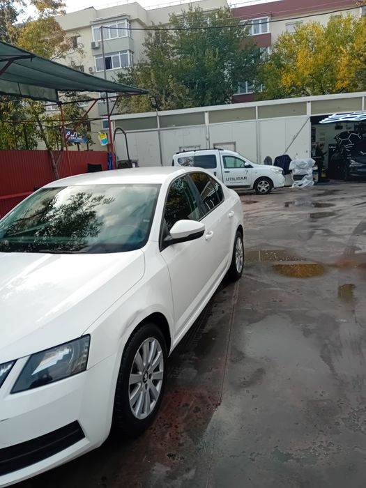 SKODA Octavia 2018 — imagine 2