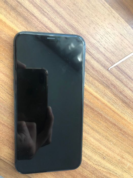 Продам Iphone 11 pro