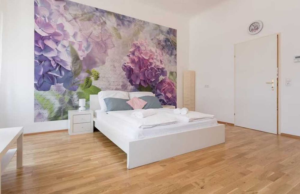 Дава се под наем Тристаен апартамент в Пловдив, Център - 90 кв.м за 331.5 € - Снимка #1