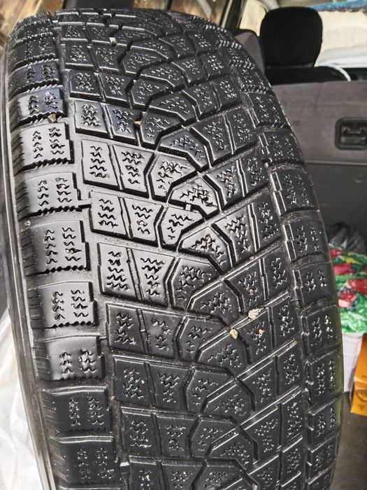 Комплект зимних шин 265/65R17