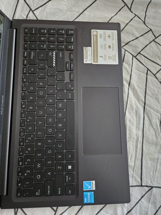 Asus Vivobook 15X OLED 120 Hz, i5, 16GB ram, 1 TB SSD, fullbox