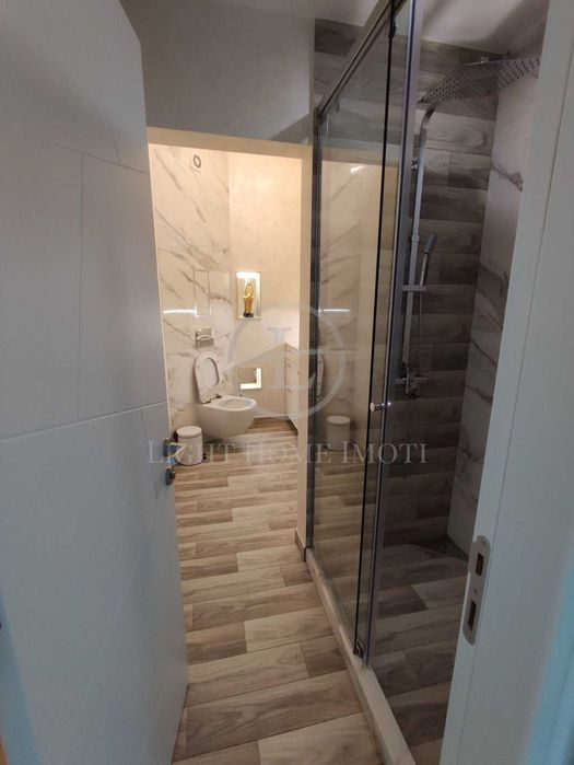 Продава се Двустаен апартамент в Пловдив, Остромила - 67 кв.м за 2239 €/кв.м - Снимка #6