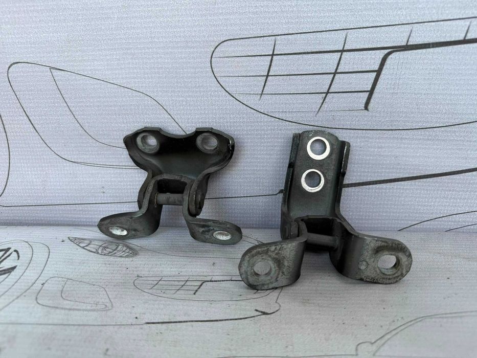 Balamale Ușă Dreapta Față Toyota Prius 3 XW30 2015 / 2009-2015 Cod OEM 6871002020 (5B2)