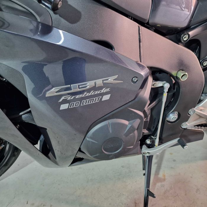 Motocicleta Honda CBR1000RR Fireblade ABS | H000439 | motomus.ro