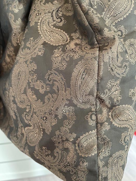 Верхняя женская одежда