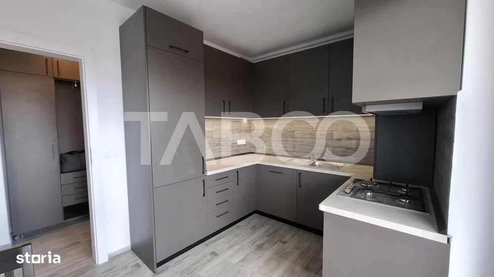 Apartament decomandat 3 camere 2 balcoane bloc cu lift Sibiu