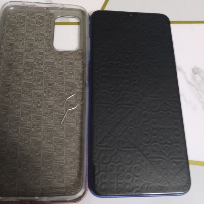 Продаю телефон Redmi 9Т на 6/128гб.