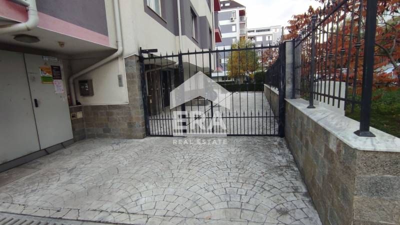 Дава се под наем Гараж / Паркомясто в София, Надежда 3 - 21 кв.м за 122.4 € - Снимка #1