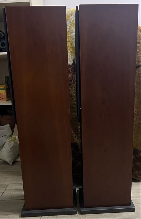 Акустика Elac 208.2