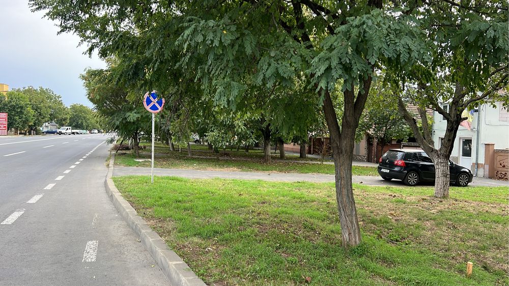 Dau in chirie spatiu pe Calea Timisorii nr 186 pretabil comert sau pr