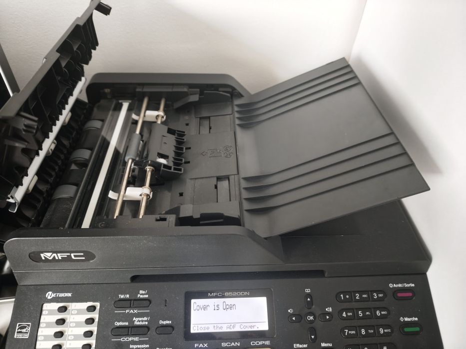 Imprimanta multifunctionala Brother MFC-8520DN