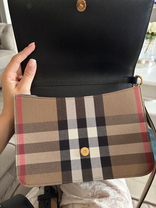 Geanta Burberry